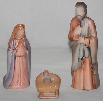 Fenton Renaissance Glory Nativity - Holy Family