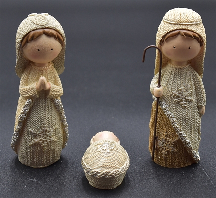 Knitted Holy Family